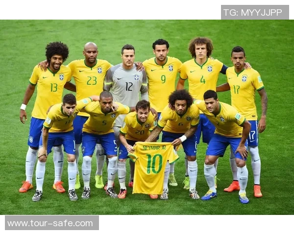 足球明星挥手瞬间精彩回顾图文合集带你领略球场魅力与风采